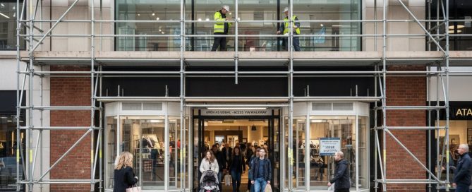 Scaffolding for Retail Units: A Manager’s Guide to Safe Shopfront Access